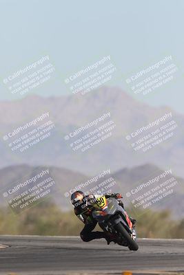 media/Oct-26-2025-Race Pace (Sun) [[c1447ca738]]/Non Verified (1st 20 Minutes of every Hour)/4-Turn 14 (1110am)/